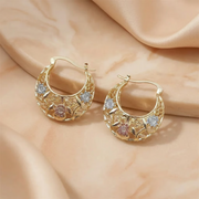 🌸 Vintage Gold Flower Hoop Earrings